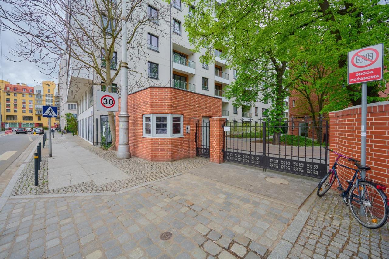 Apartament Lokum Vena With Terrace & Parking By Renters